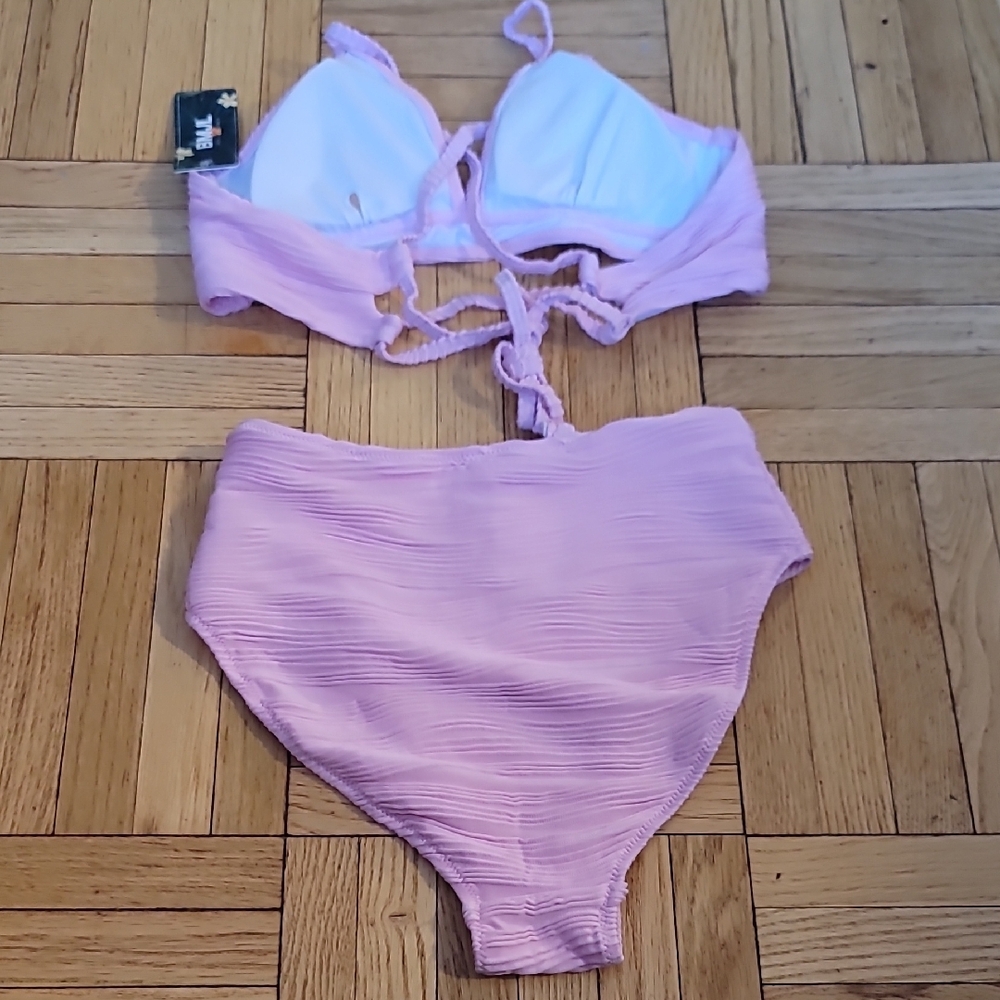 Pink Bikini Set - Picture 3 of 5